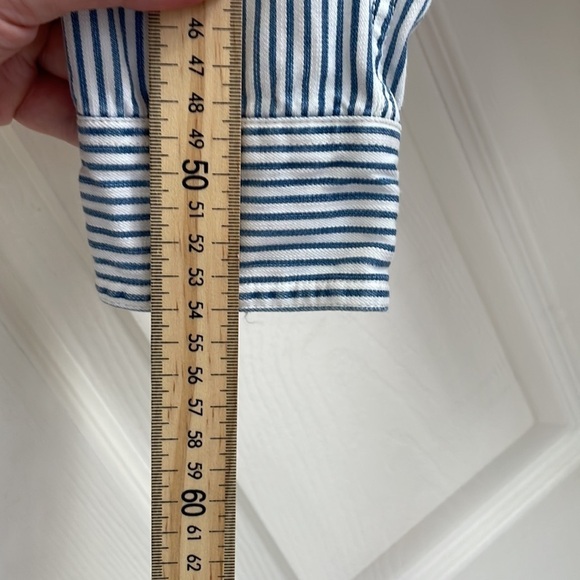 L.l Bean - Casual Button Down - Striped - Small - Picture 3 of 8